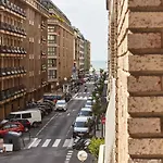 Izpizua *